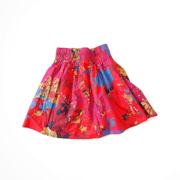 Anthropologie Dresses & Skirts - Anthropologie Criss Cross Women’s Mini Skirt Sz S